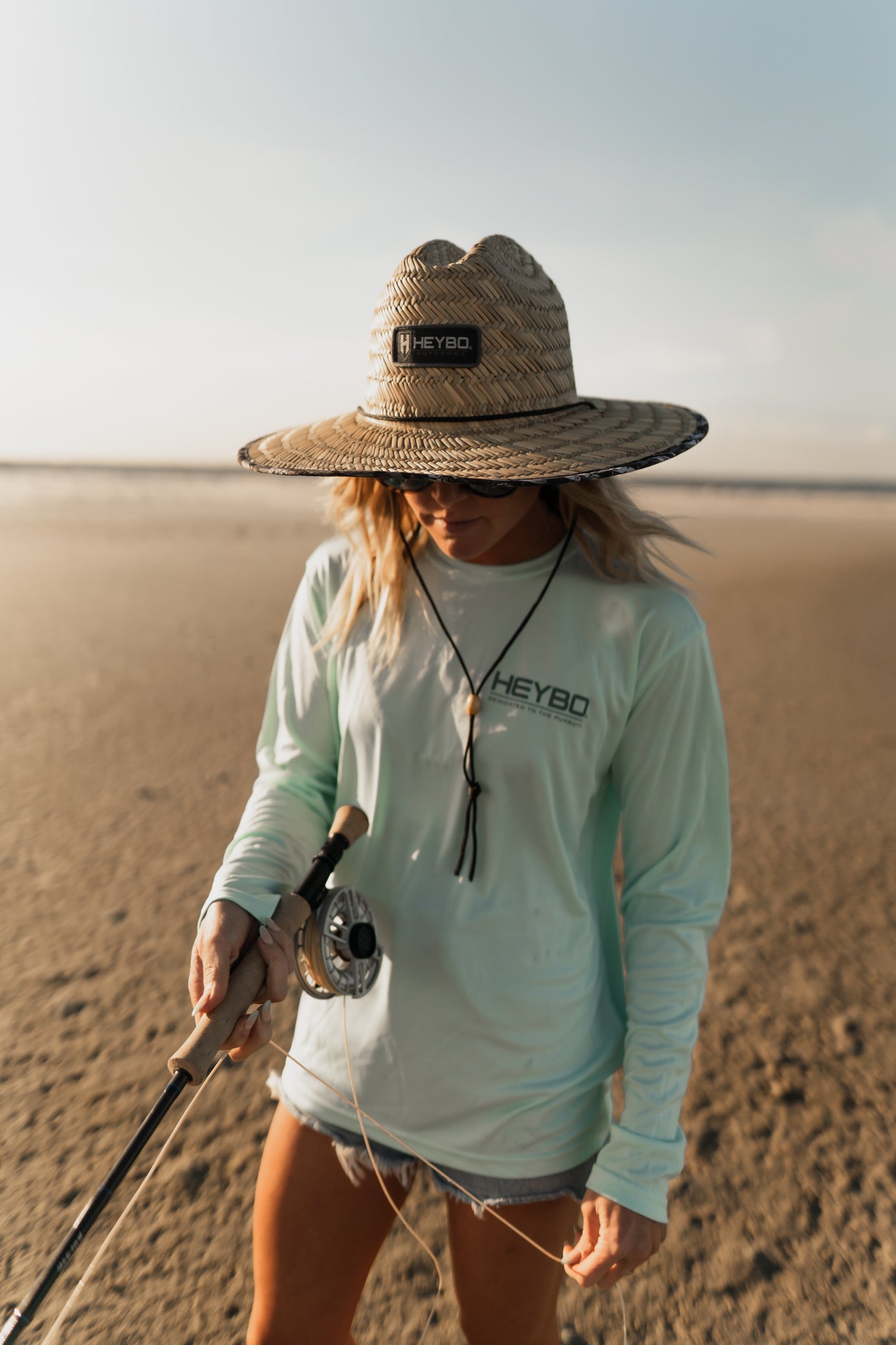 Straw Hat: Black Lures
